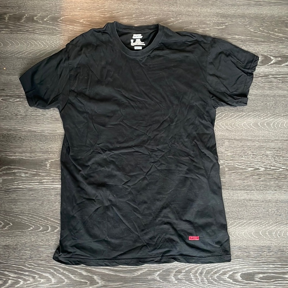 Supreme Hanes Tshirt